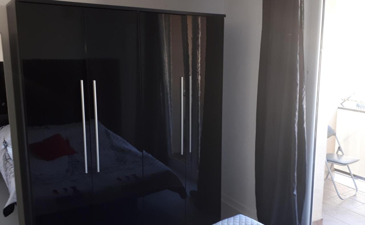 Apartamenty Centrum Rynek Market City Center เคียลเซ ภายนอก รูปภาพ