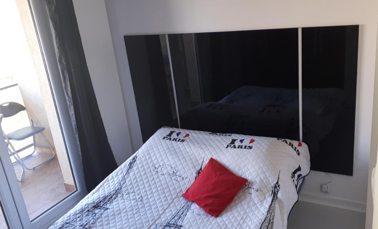 Apartamenty Centrum Rynek Market City Center เคียลเซ ภายนอก รูปภาพ